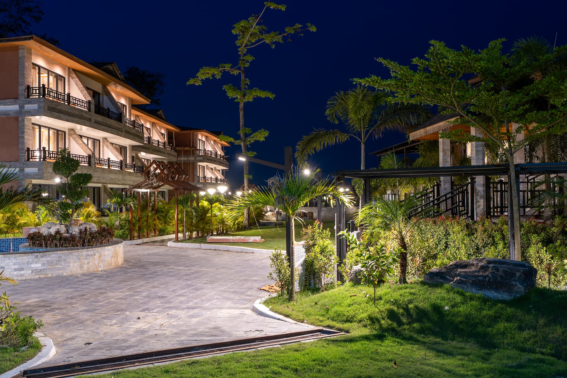 Royal Tulip Chitwan Nepal